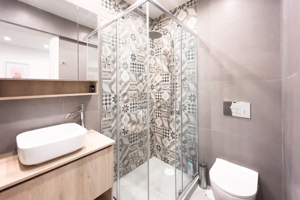 Apartment Luxury With Garden Next To Acropolis