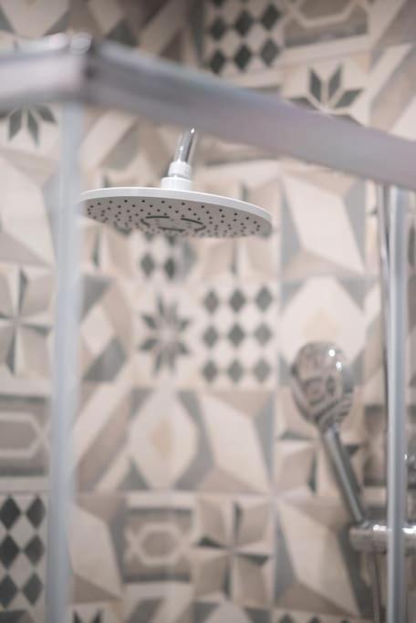 Luxury With Garden Next To Acropolis Apartment Athens