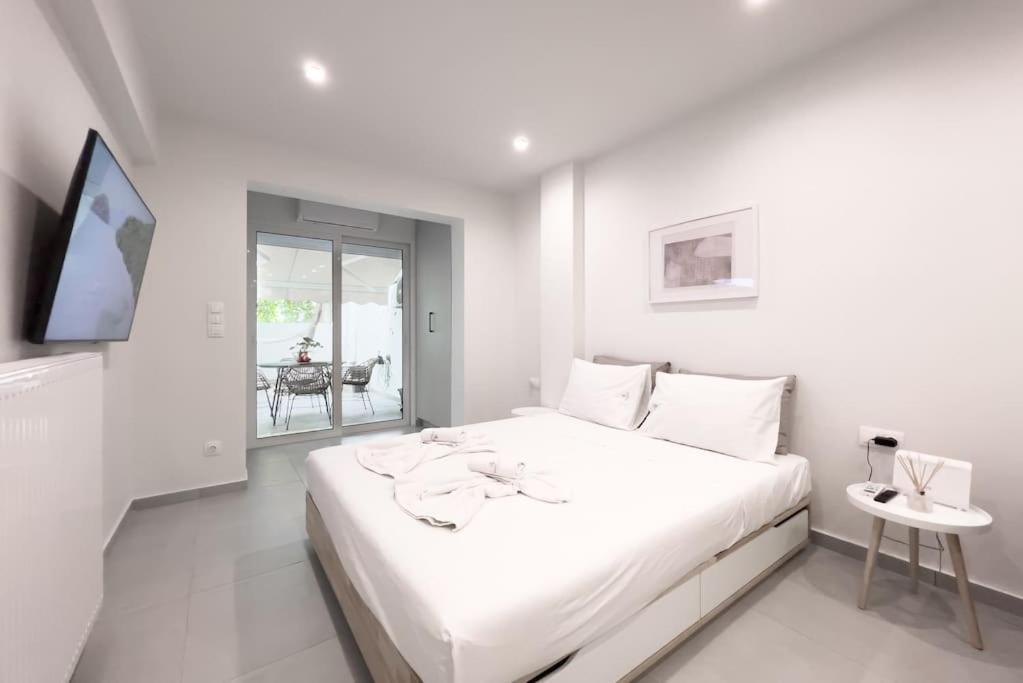 Apartment Luxury With Garden Next To Acropolis *