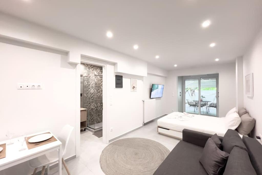 Apartment Luxury With Garden Next To Acropolis