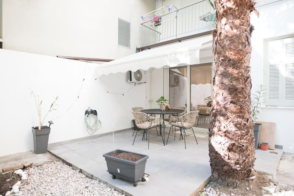 Luxury With Garden Next To Acropolis *