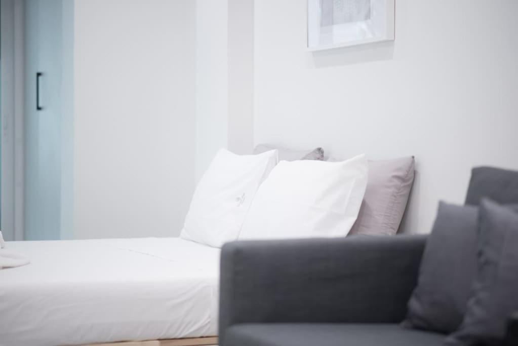 Luxury With Garden Next To Acropolis Apartment